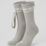 ALO UNISEX THROWBACK SOCK GRAVELWHITE